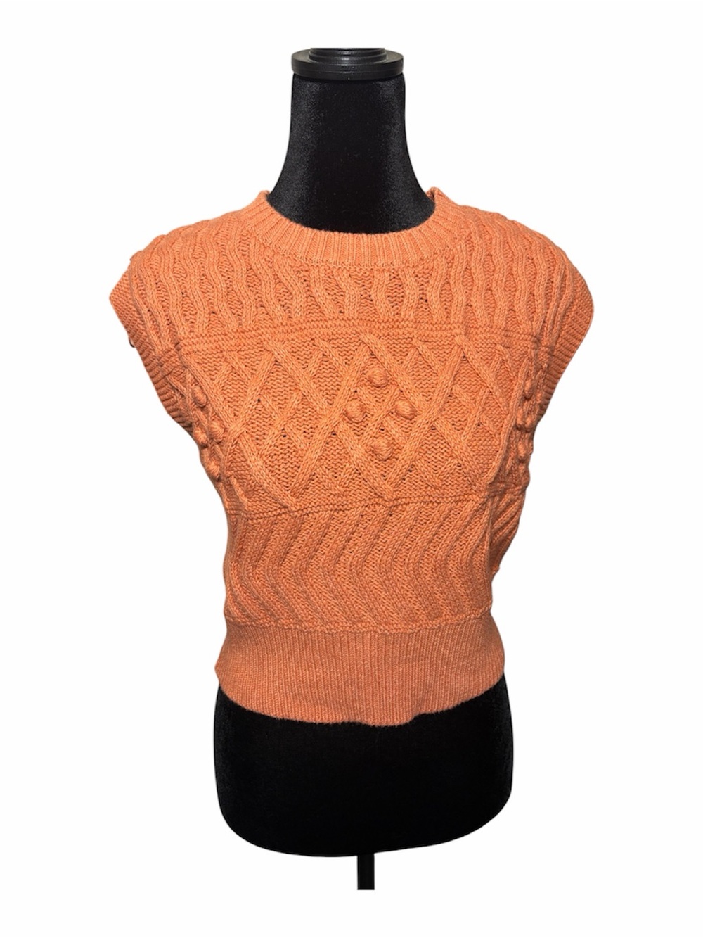 Pure/US Collection Cable Knit Sweater Vest 
Orange